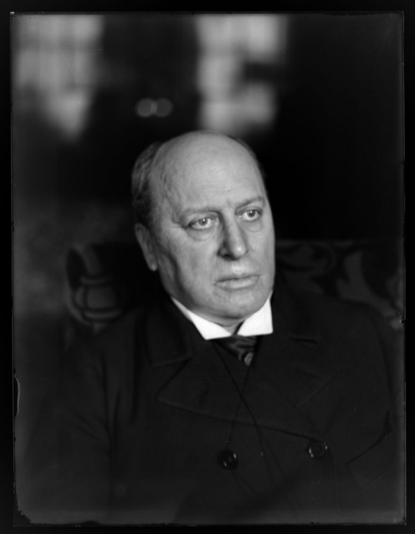 Henry James, ca 1900