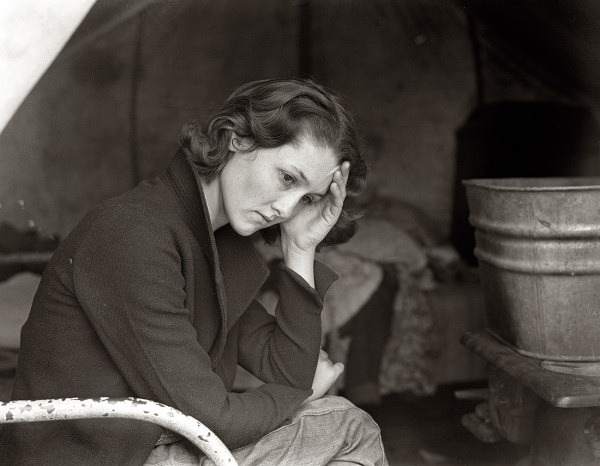 Dorothea Lange - Daughter of Migrant Tennessee Coal Miner 